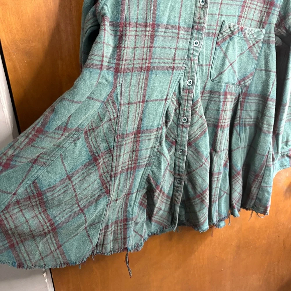 We The Free People Green Plaid Oversized Babydoll Button Up Shirt Shacket Boho - Picture 11 of 15